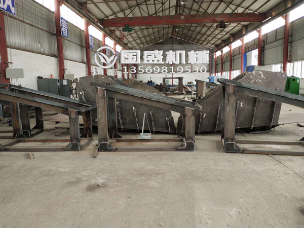 礦用溜井振動(dòng)放礦機(jī) 礦用溜井振動(dòng)放礦機(jī)
