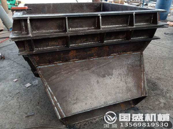 毛石振動落砂機(jī) 毛石振動落砂機(jī)