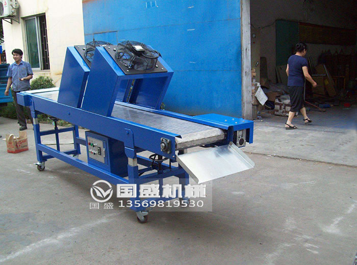 輸送機(jī)廠家 輸送機(jī)廠家